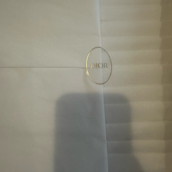 Dior White and Gold Box - Picture 2 of 10